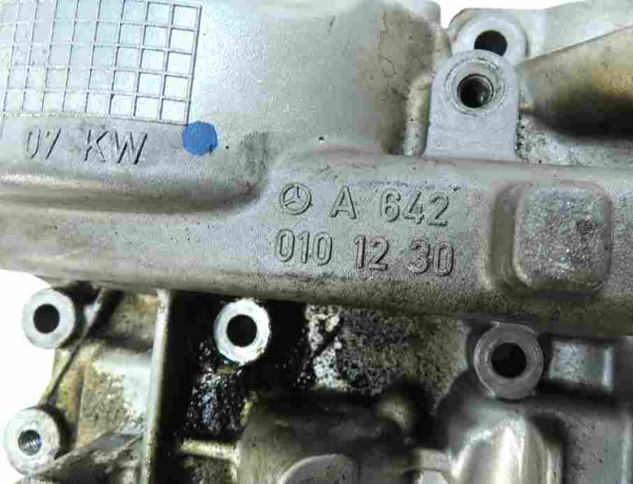Thumbnail 6: 07-08 MB GL320 ML320 R320 (X164 W164 W251) 3.0L OM642 DIESEL LEFT CYLINDER HEAD