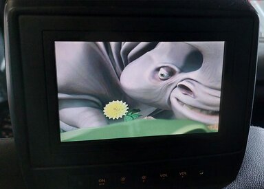 Thumbnail 2: 06-08 MERCEDES GL ML R CLASS (W164 W251 X164) HEADREST DVD TV SCREEN (BLACK)
