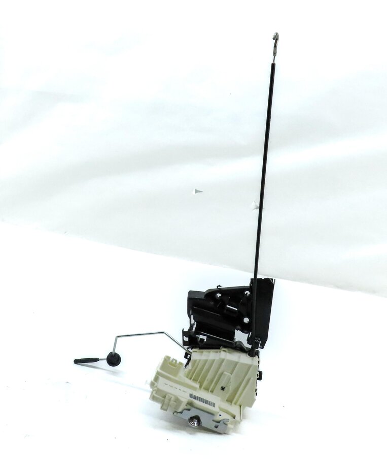Thumbnail 2: 06-12 MERCEDES GL ML CLASS (X164 W164) RIGHT FRONT PASSENGER DOOR LATCH