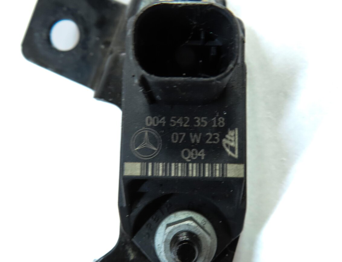Thumbnail 8: 2008 MERCEDES ML CLASS (W164) VERTICAL ACCELERATION SUSPENSION SENSOR SET 2