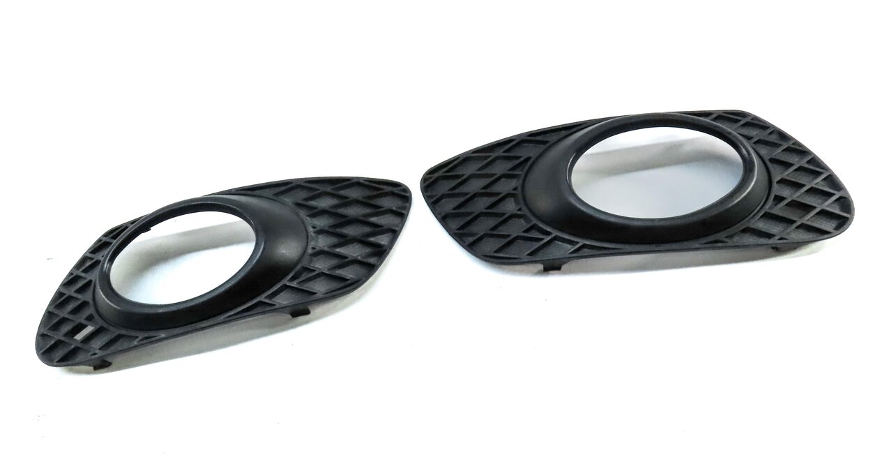 Thumbnail 3: 2008 MERCEDES ML CLASS (W164) FRONT LEFT & RIGHT LOWER FOG LIGHT TRIM SET 2