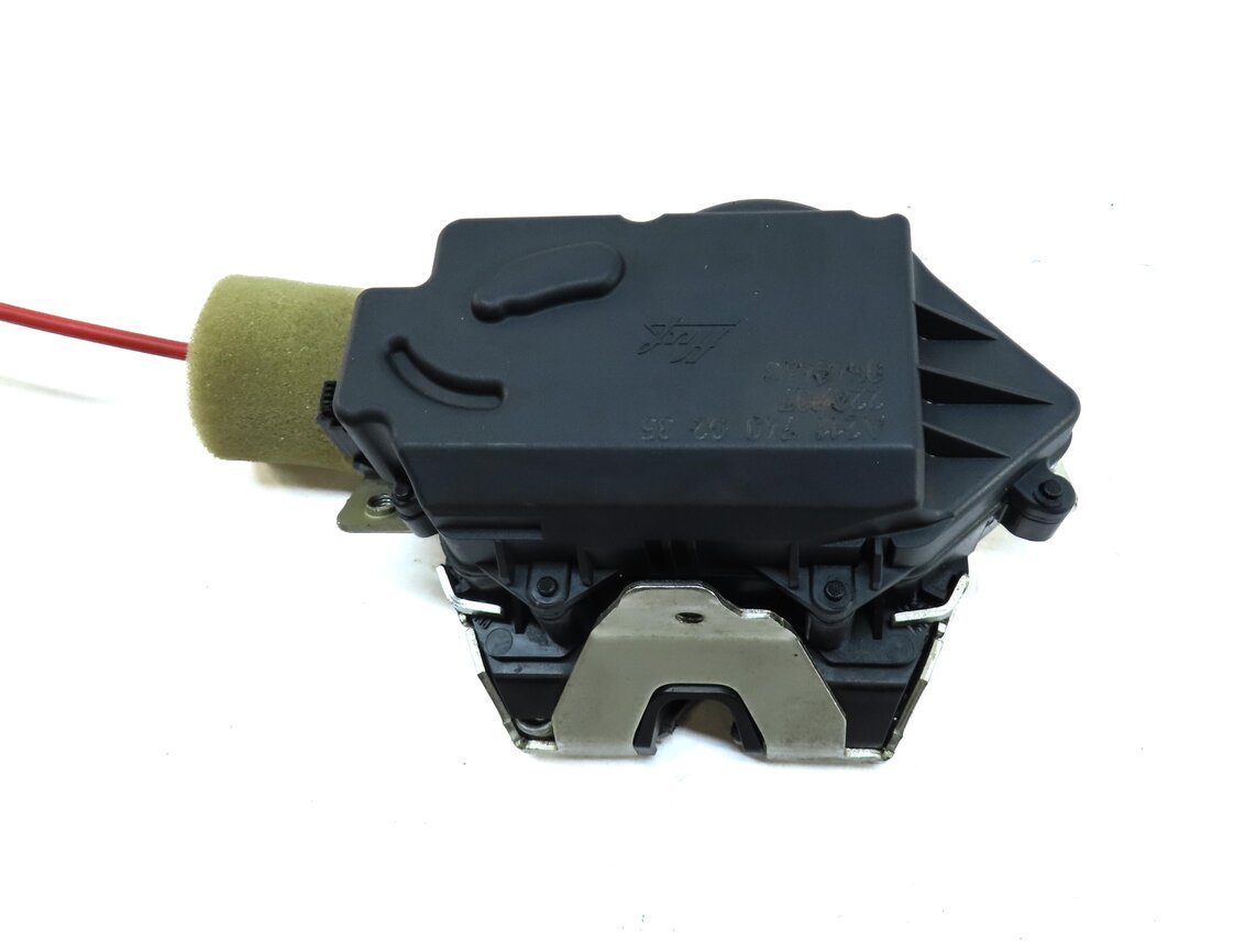 Thumbnail 8: 2008 MERCEDES ML CLASS (W164) REAR HATCH TRUNK LOCK LATCH ACTUATOR 2117400235