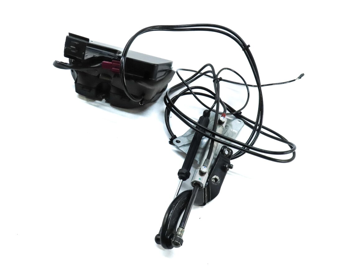 2006-2009 MERCEDES ML-CLASS (W164) REAR TRUNK LIFT MOTOR w/ RAM & LINES (4-PIN)