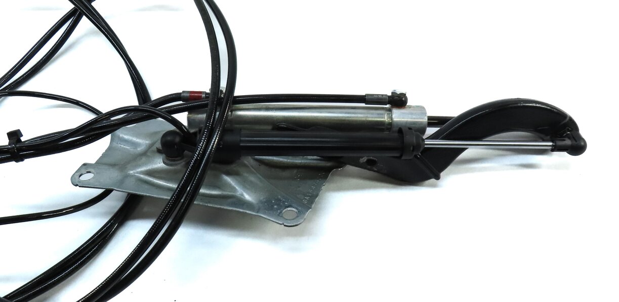 Thumbnail 4: 2006-2009 MERCEDES ML-CLASS (W164) REAR TRUNK LIFT MOTOR w/ RAM & LINES (4-PIN)