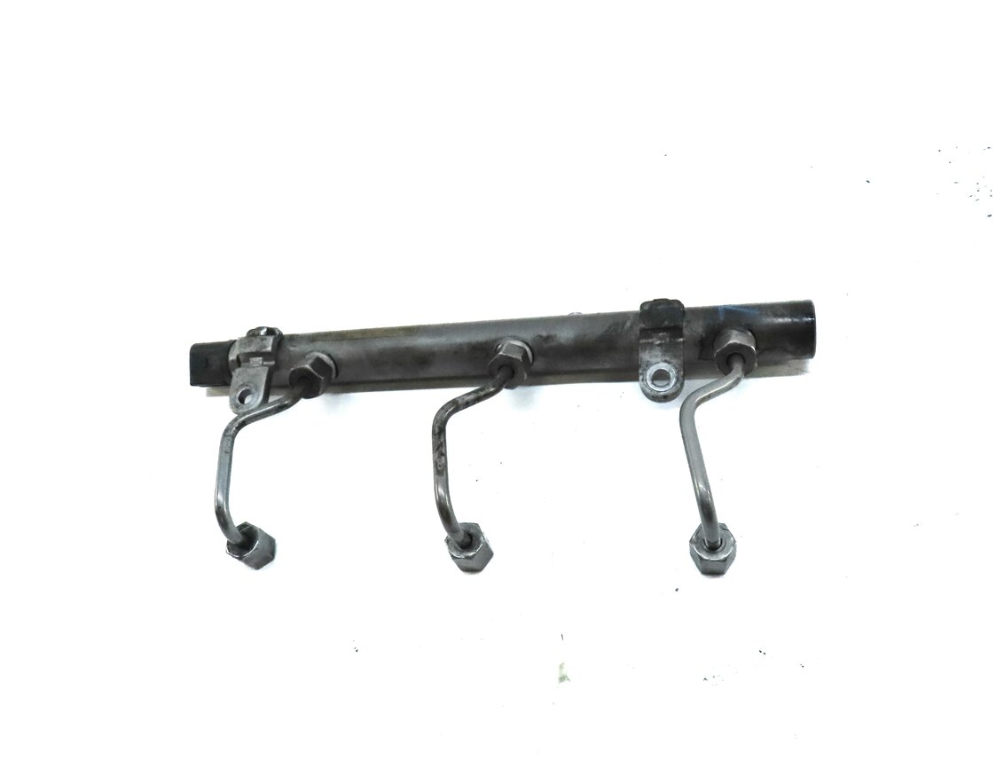 Thumbnail 2: 2008 MERCEDES ML CLASS (W164) 3.0L OM642 DIESEL ENGINE RIGHT FUEL RAIL w/ LINES