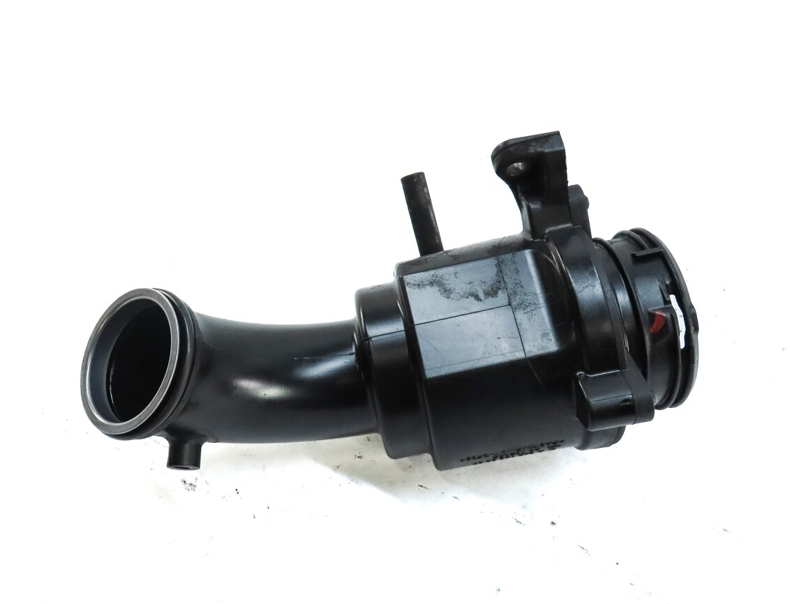 Thumbnail 4: 2008 MERCEDES ML CLASS W164 3.0L OM642 DIESEL ENGINE INTERCOOLER PIPE DAMPER BOX