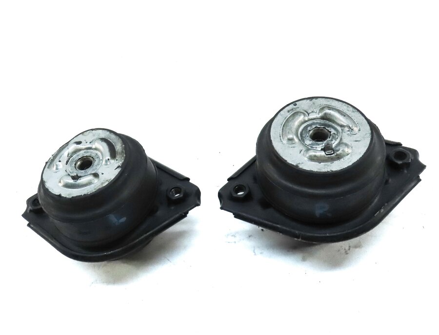 Thumbnail 2: 2008 MERCEDES ML CLASS (W164) 3.0L OM642 DIESEL LEFT & RIGHT ENGINE MOUNT SET 2