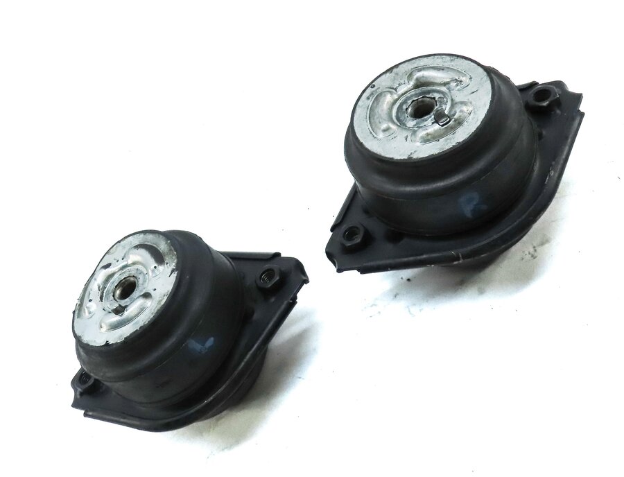 Thumbnail 3: 2008 MERCEDES ML CLASS (W164) 3.0L OM642 DIESEL LEFT & RIGHT ENGINE MOUNT SET 2