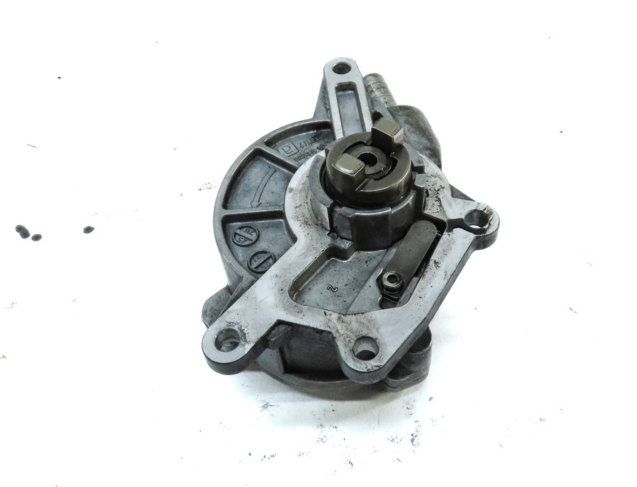 Thumbnail 4: 08-13 MERCEDES E320 E350 GL320 GL350 ML320 ML350 R350 - 3.0L DIESEL VACUUM PUMP