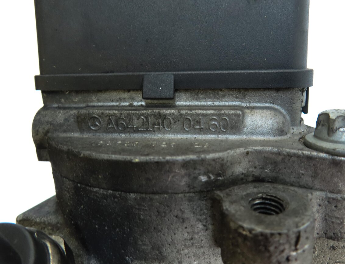 Thumbnail 9: 07-09 MB E320 GL320 ML320 R320 (X164 W164 W251) 3.0L OM642 DIESEL LEFT MANIFOLD