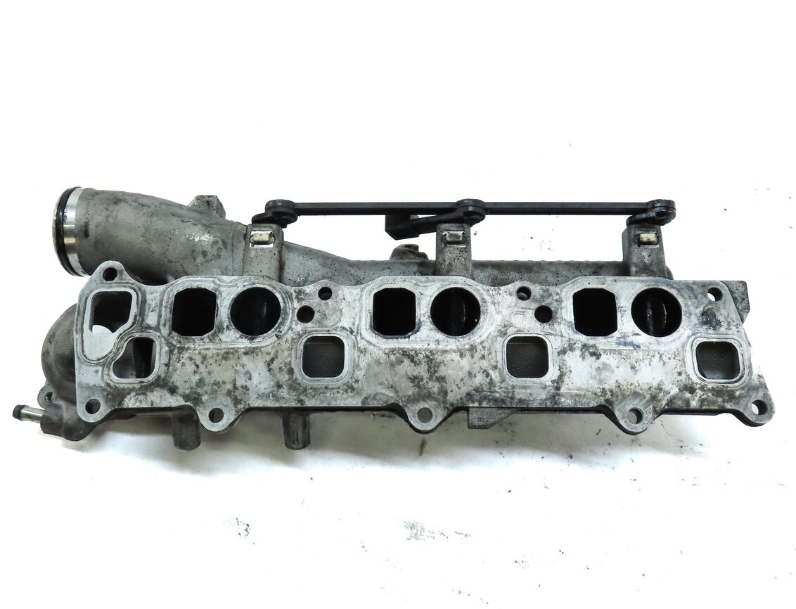 Thumbnail 6: 07-09 MB E320 GL320 ML320 R320 (X164 W164 W251) 3.0L OM642 DIESEL RIGHT MANIFOLD