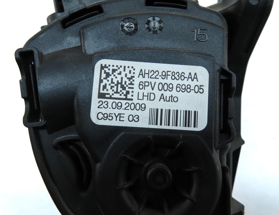 Thumbnail 8: 2010 RANGE ROVER SPORT (L320) GAS PEDAL FUEL THROTTLE ACCELERATOR PEDAL