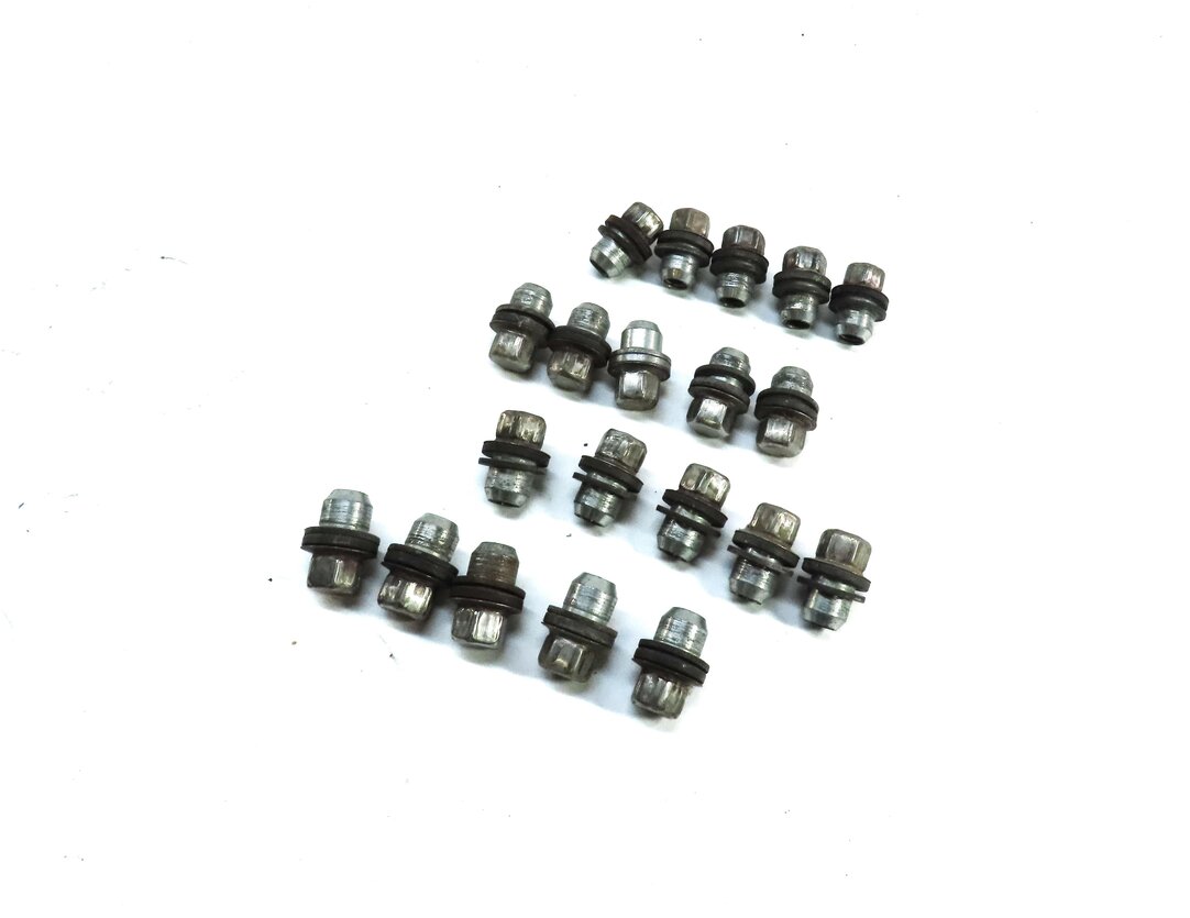 Thumbnail 1: 2005-2018 LR3 LR4 DISCOVERY RANGE ROVER SPORT WHEEL TIRE RIM LUG NUT SET (20)