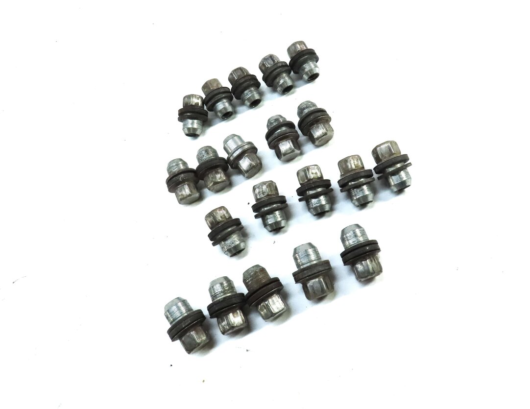 Thumbnail 3: 2005-2018 LR3 LR4 DISCOVERY RANGE ROVER SPORT WHEEL TIRE RIM LUG NUT SET (20)