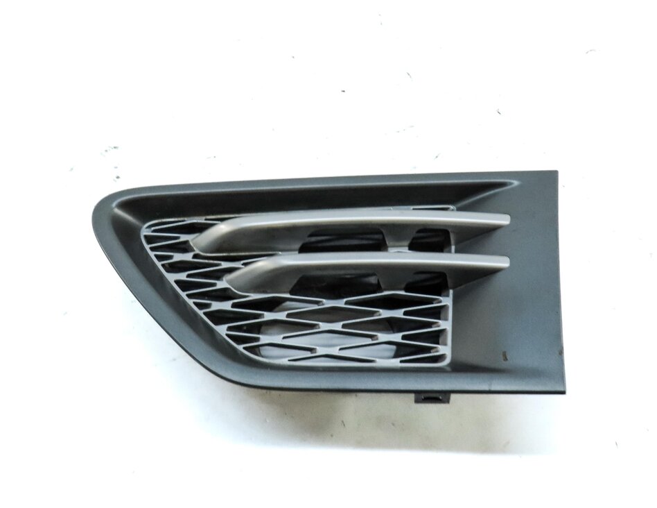 Thumbnail 2: 2010 RANGE ROVER SPORT (L320) FRONT LEFT DRIVER FENDER GRILLE TRIM AIR VENT GRAY