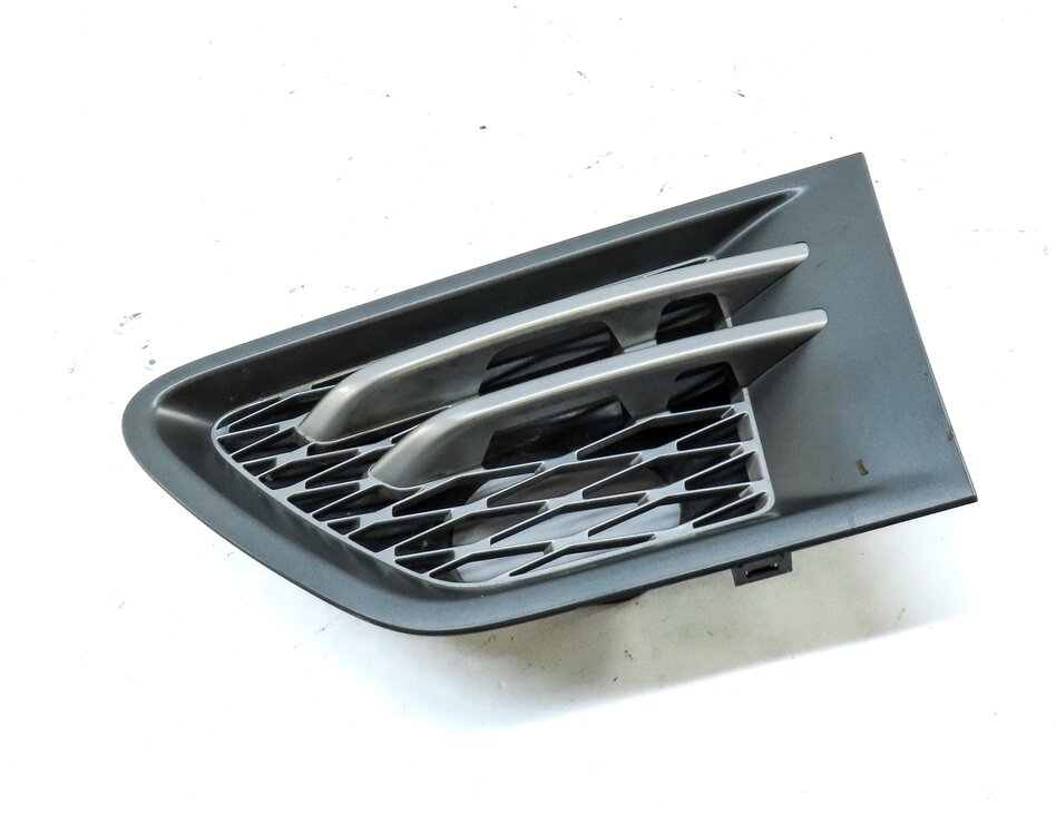 Thumbnail 3: 2010 RANGE ROVER SPORT (L320) FRONT LEFT DRIVER FENDER GRILLE TRIM AIR VENT GRAY