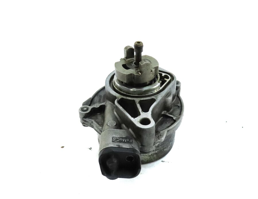 Thumbnail 4: 2010-2019 RANGE ROVER SPORT LR4 JAGUAR XE XF XK - 3.0L / 5.0L BRAKE VACUUM PUMP