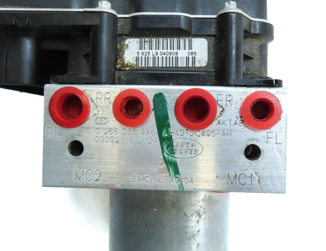 Thumbnail 6: 2010-2012 LAND ROVER LR4 RANGE ROVER SPORT (L320 L322) ABS BRAKE PUMP w/ MODULE