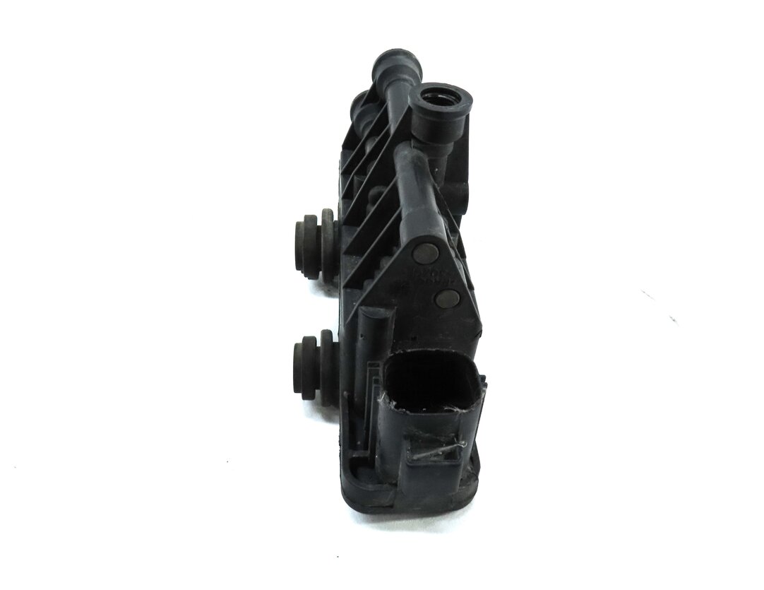 Thumbnail 12: 2010 RANGE ROVER SPORT (L320) FRONT & REAR AIR SUSPENSION VALVE BLOCK SET-3