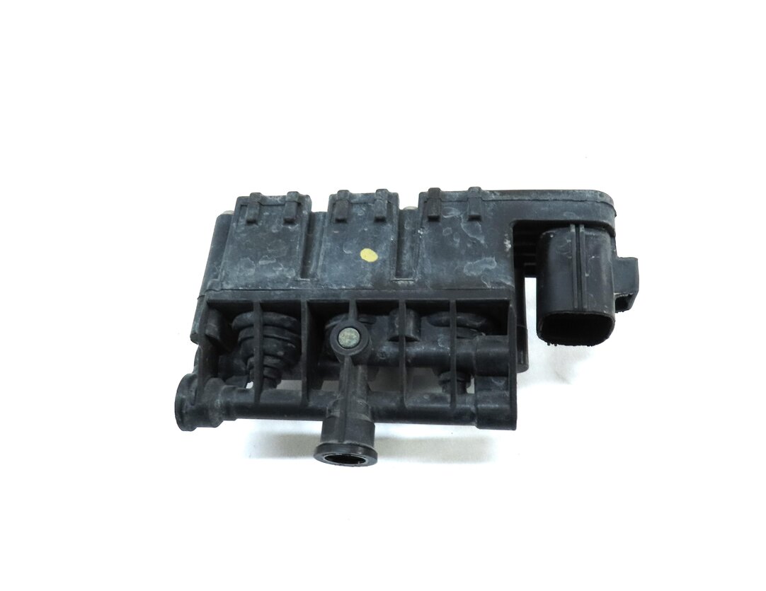 Thumbnail 8: 2010 RANGE ROVER SPORT (L320) FRONT & REAR AIR SUSPENSION VALVE BLOCK SET-3