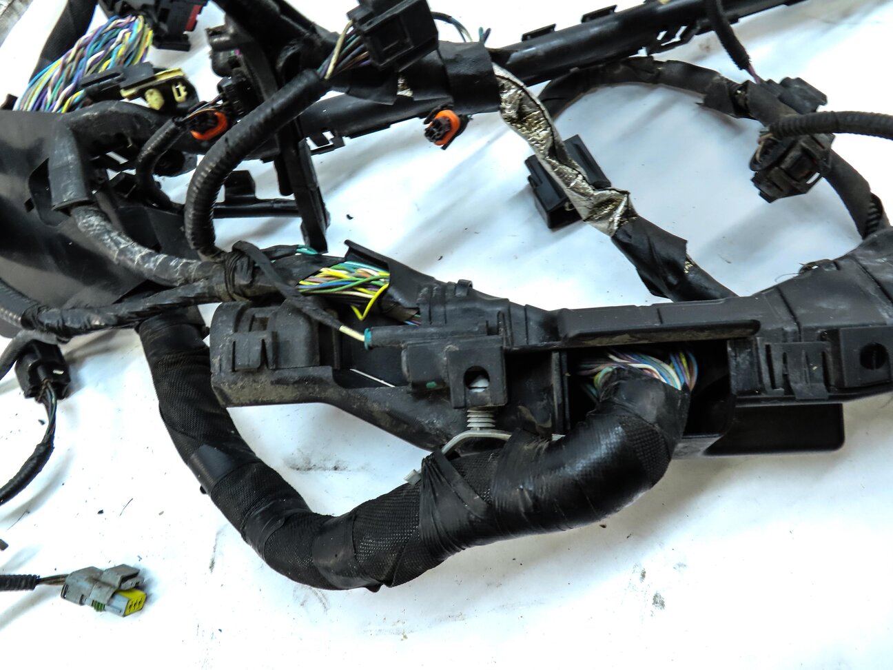 Thumbnail 8: 2010 RANGE ROVER SPORT (L320) 5.0L AJ133 SUPERCHARGED ENGINE WIRE WIRING HARNESS
