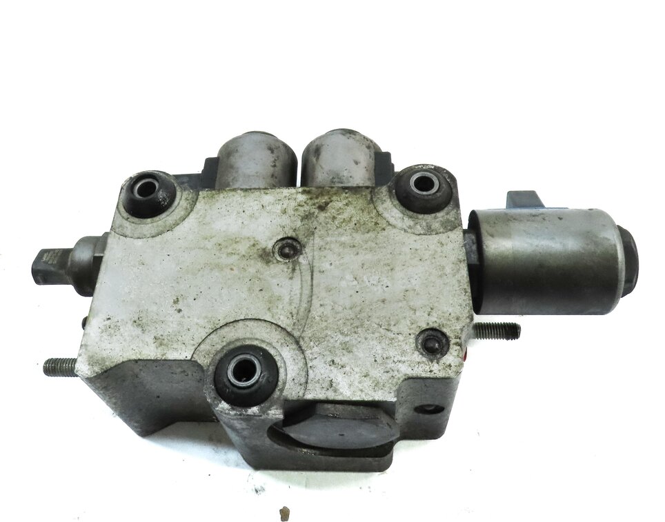 Thumbnail 8: 2010 RANGE ROVER SPORT (L320) SUPER ARC ACTIVE ROLL SUSPENSION VALVE BLOCK