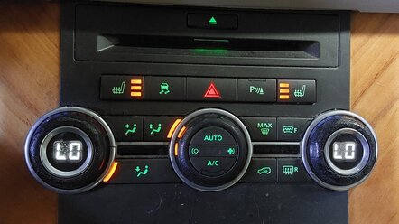 Thumbnail 2: 10-16 LR4 / RANGE ROVER SPORT (L320) FRONT HEATER A/C TEMPERATURE CONTROL PANEL