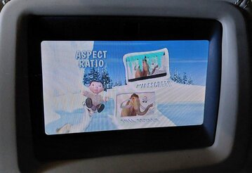 Thumbnail 2: 2006-2012 RANGE ROVER SPORT (L320 L322) LEFT FRONT HEADREST TV SCREEN (ALMOND)