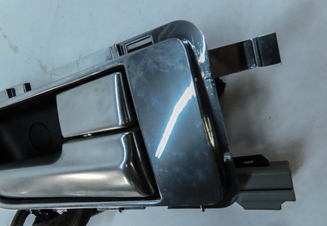 Thumbnail 2: 10-16 LAND ROVER LR4 RANGE ROVER SPORT (L320) FRONT INTERIOR DOOR HANDLE SET