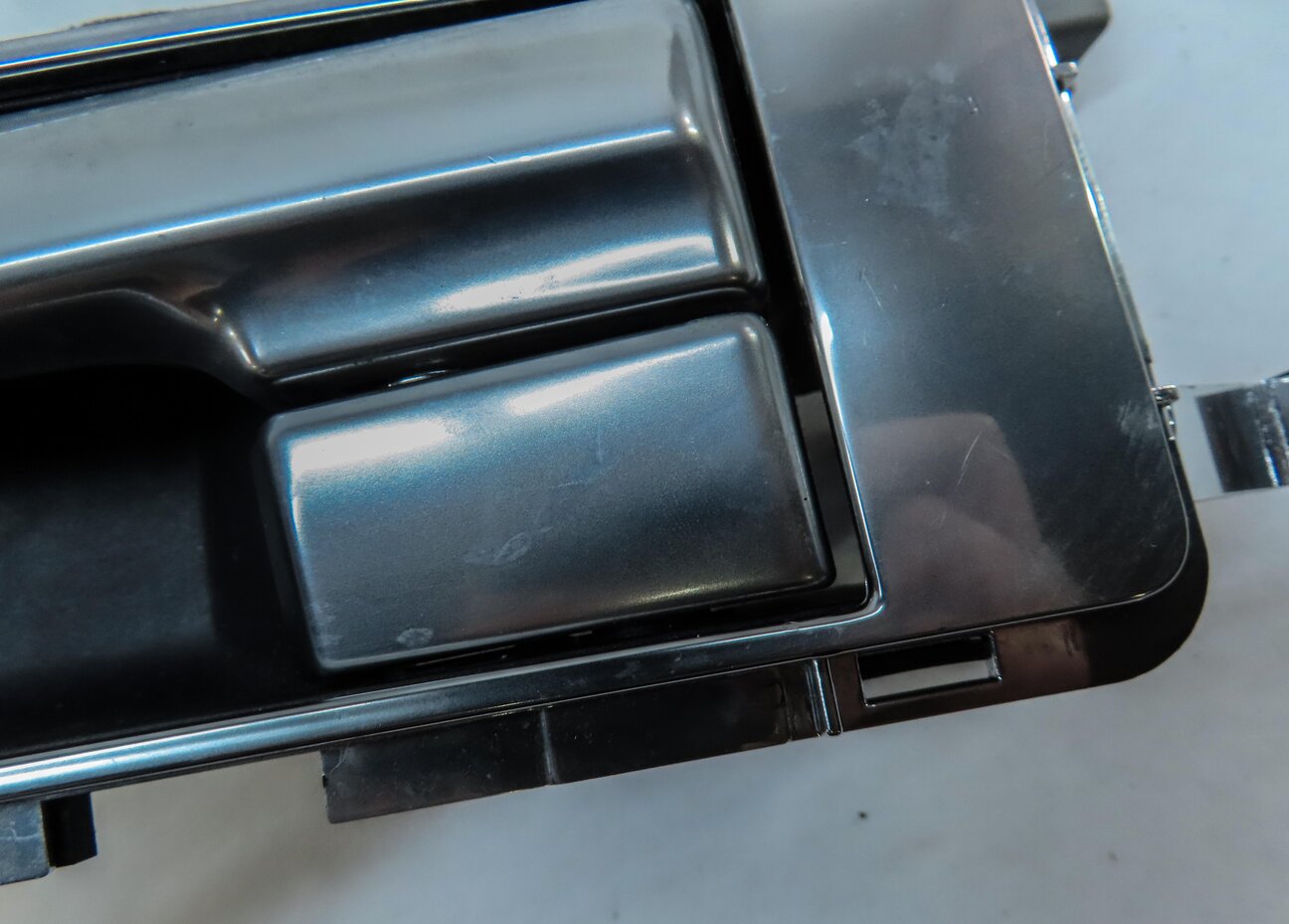 Thumbnail 4: 10-16 LAND ROVER LR4 RANGE ROVER SPORT (L320) FRONT INTERIOR DOOR HANDLE SET