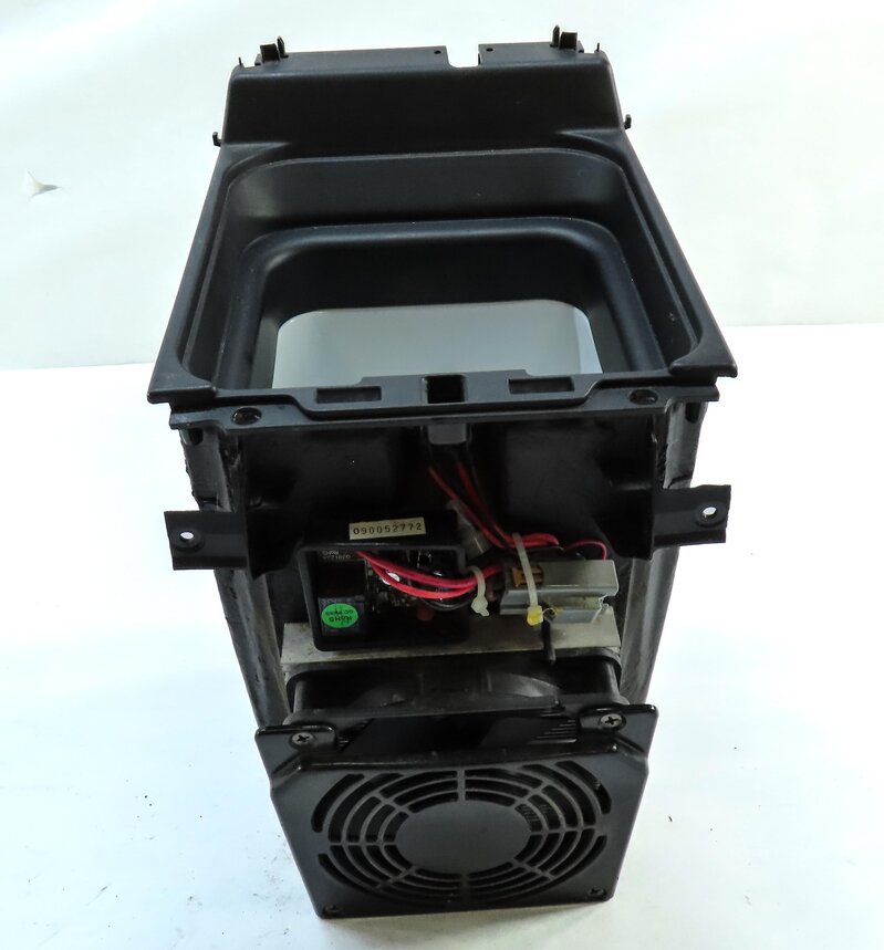 2010-2013 RANGE ROVER SPORT (L320) CENTER CONSOLE REFRIGERATOR COOLER BOX INSERT