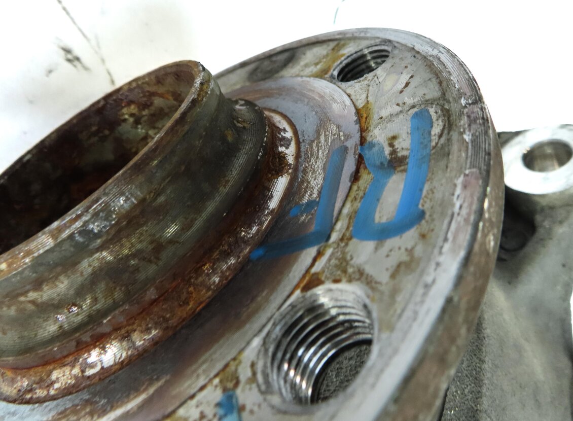 Thumbnail 6: 15-17 VW GOLF GTI AUDI A3 S3 (8V) RIGHT FRONT SPINDLE KNUCKLE WHEEL BEARING HUB