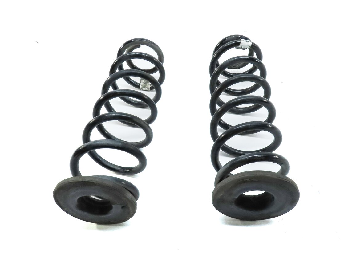Thumbnail 2: 2015-2018 AUDI A3 S3 RS3 (8V) LEFT & RIGHT REAR SUSPENSION COIL SPRING SET 2