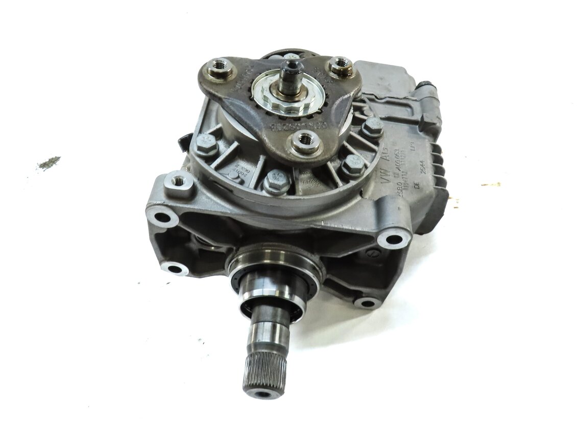 Thumbnail 5: 2016-2018 AUDI A3 (8V) QUATTRO AWD FRONT TRANSFER CASE ANGLE GEAR DRIVE