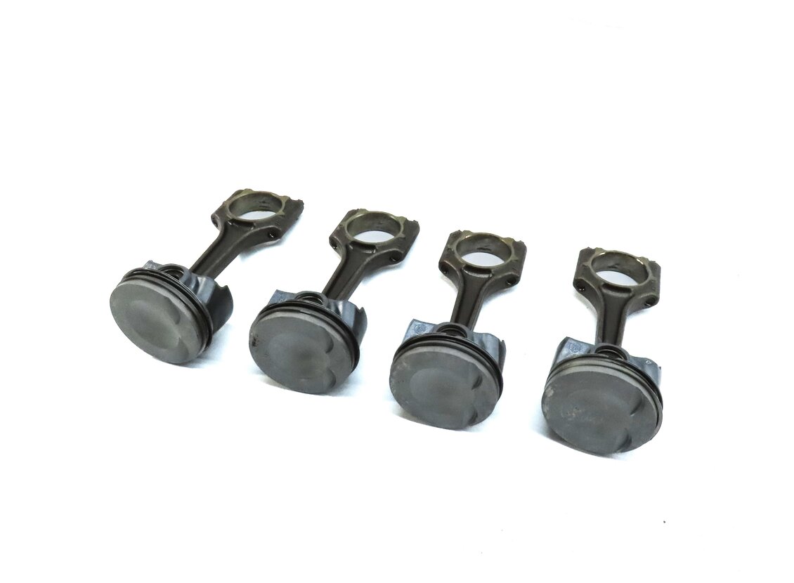 Thumbnail 1: 15-18 AUDI A3 A6 TT (8V C7 4G 8S) 2.0L TURBO ENGINE PISTON & CONNECTING ROD SET4