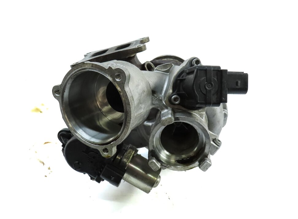 Thumbnail 5: 2015 AUDI A3 (8V) 2.0L TURBO CNTC ENGINE TURBOCHARGER TURBO CHARGER 06K145722G