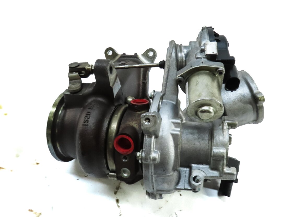 Thumbnail 7: 2015 AUDI A3 (8V) 2.0L TURBO CNTC ENGINE TURBOCHARGER TURBO CHARGER 06K145722G