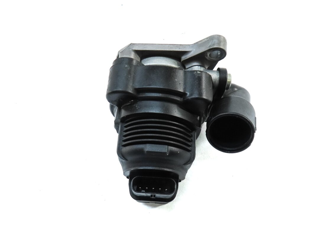 Thumbnail 5: 2015 AUDI A3 8V 2.0L TURBO CNTC ENGINE EGR EXHAUST GAS RECIRCULATION CHECK VALVE