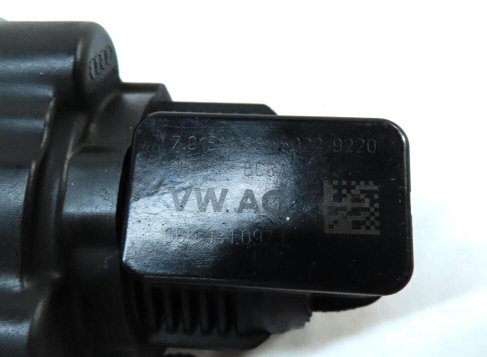 Thumbnail 7: 2015 AUDI A3 8V 2.0L TURBO CNTC ENGINE EGR EXHAUST GAS RECIRCULATION CHECK VALVE