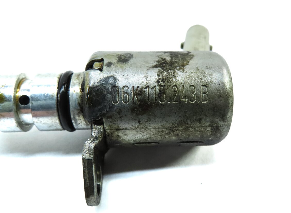 Thumbnail 5: 2015 AUDI A3 (8V) 2.0L TURBO CNTC ENGINE OIL PRESSURE CONTROL VALVE 06K115243