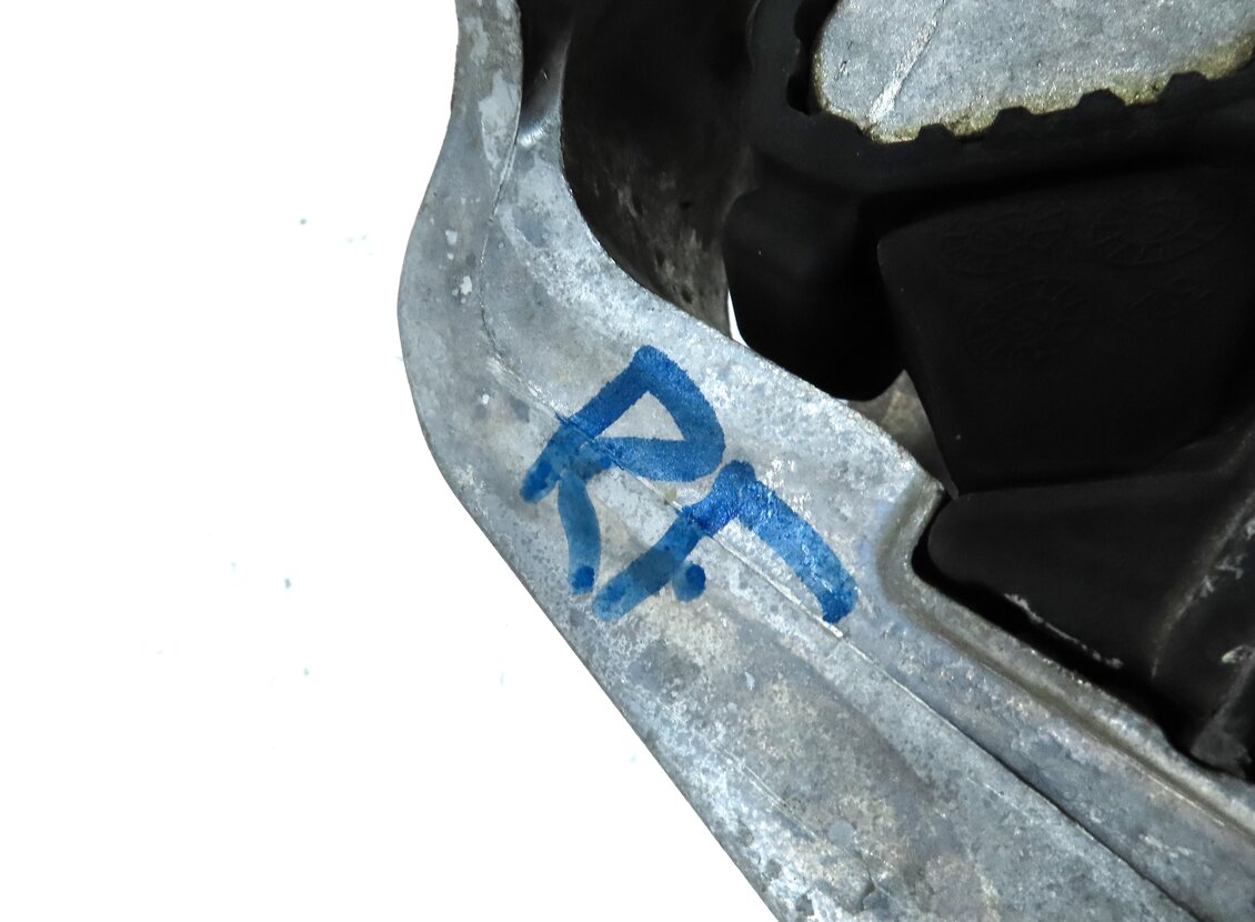 Thumbnail 3: 2015 AUDI A3 (8V) 2.0L TURBO CNTC RIGHT FRONT ENGINE MOTOR MOUNT 5Q0199262BK