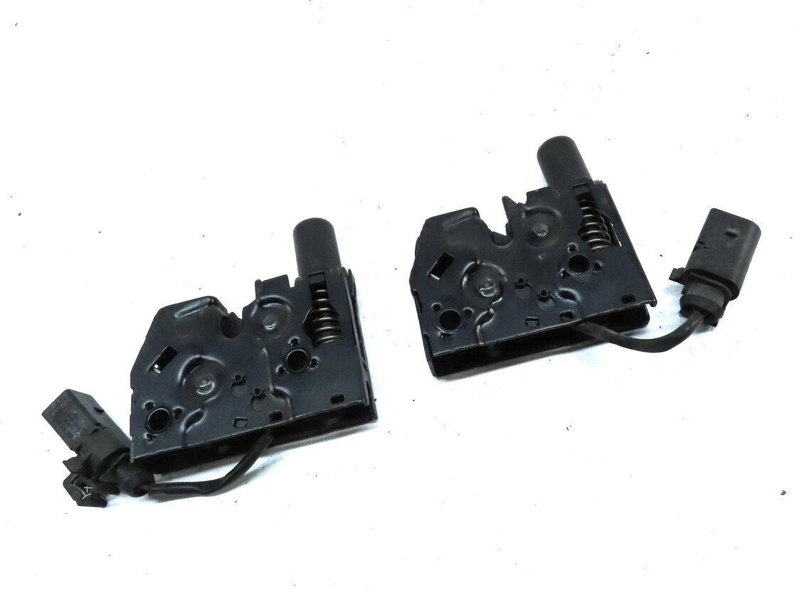 Thumbnail 3: 2015 AUDI A3 (8V) FRONT LEFT & RIGHT HOOD ELECTRIC LOCK LATCH SET 2 8D0973822