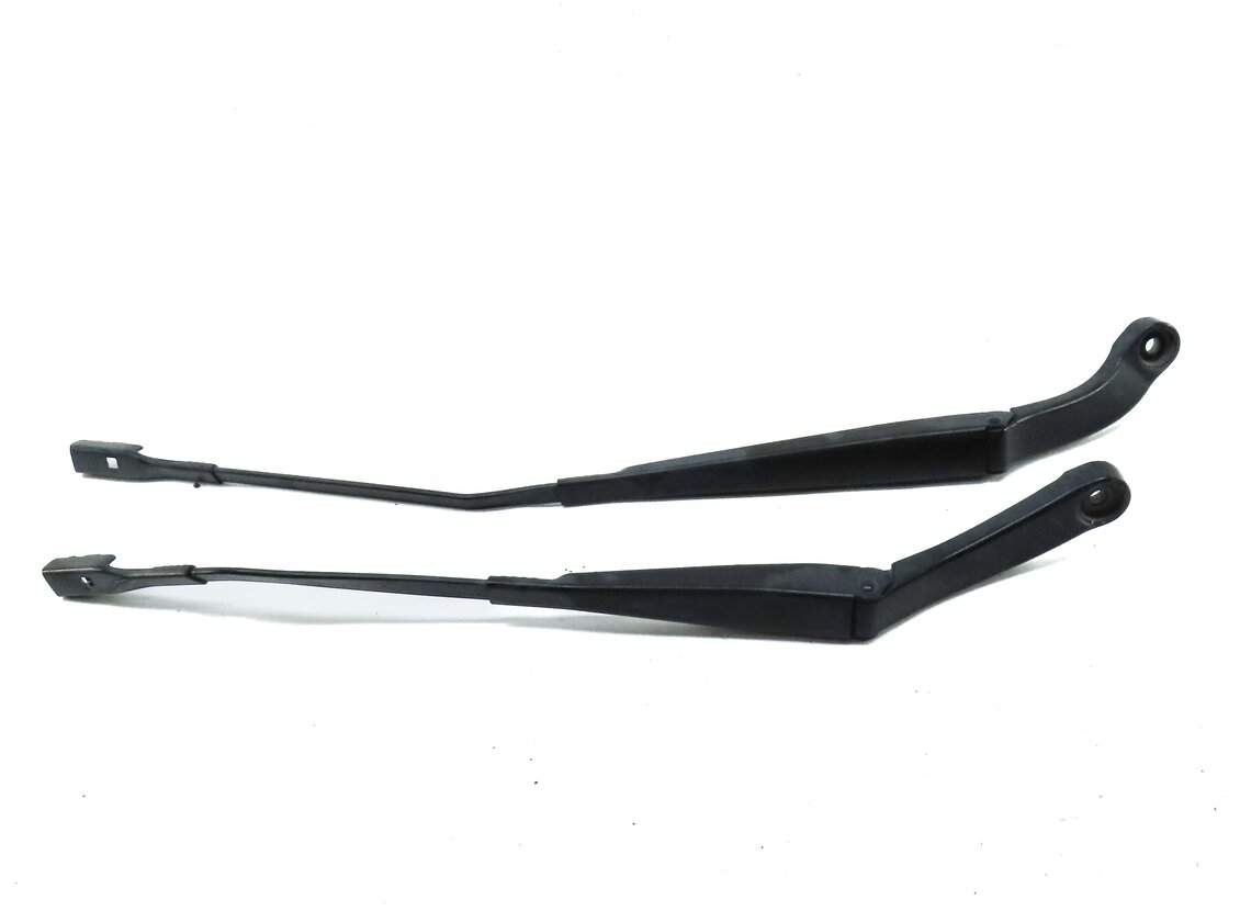 Thumbnail 2: 2015-2020 AUDI A3 S3 RS3 (8V 8Y) FRONT LEFT & RIGHT WINDSHIELD WIPER ARM SET-2