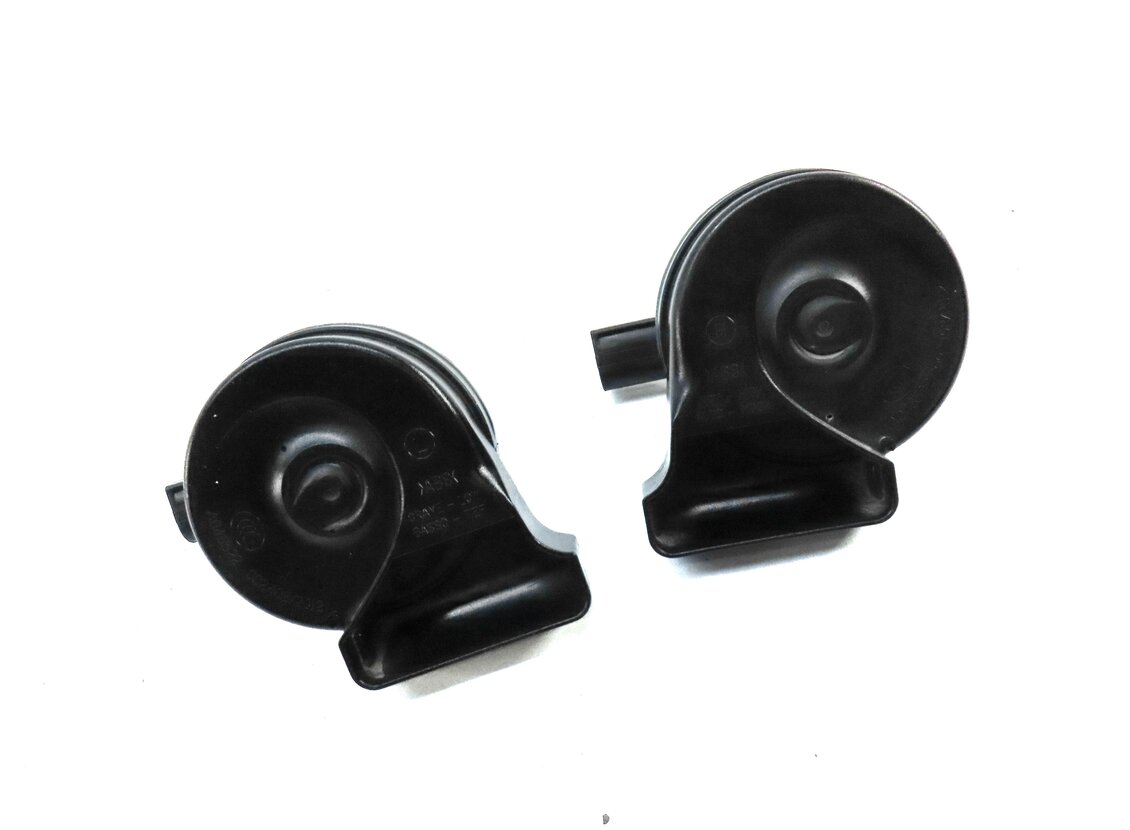 Thumbnail 3: 2013-2016 AUDI A3 (8V) HIGH & LOW TONE NOTE SIGNAL SAFETY HORN SET