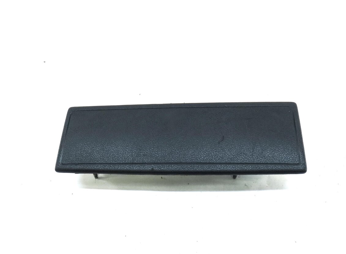 Thumbnail 2: 2015-2018 AUDI A3 S3 (8V) RIGHT FRONT PASSENGER KNEE AIRBAG AIR BAG SRS (BLACK)