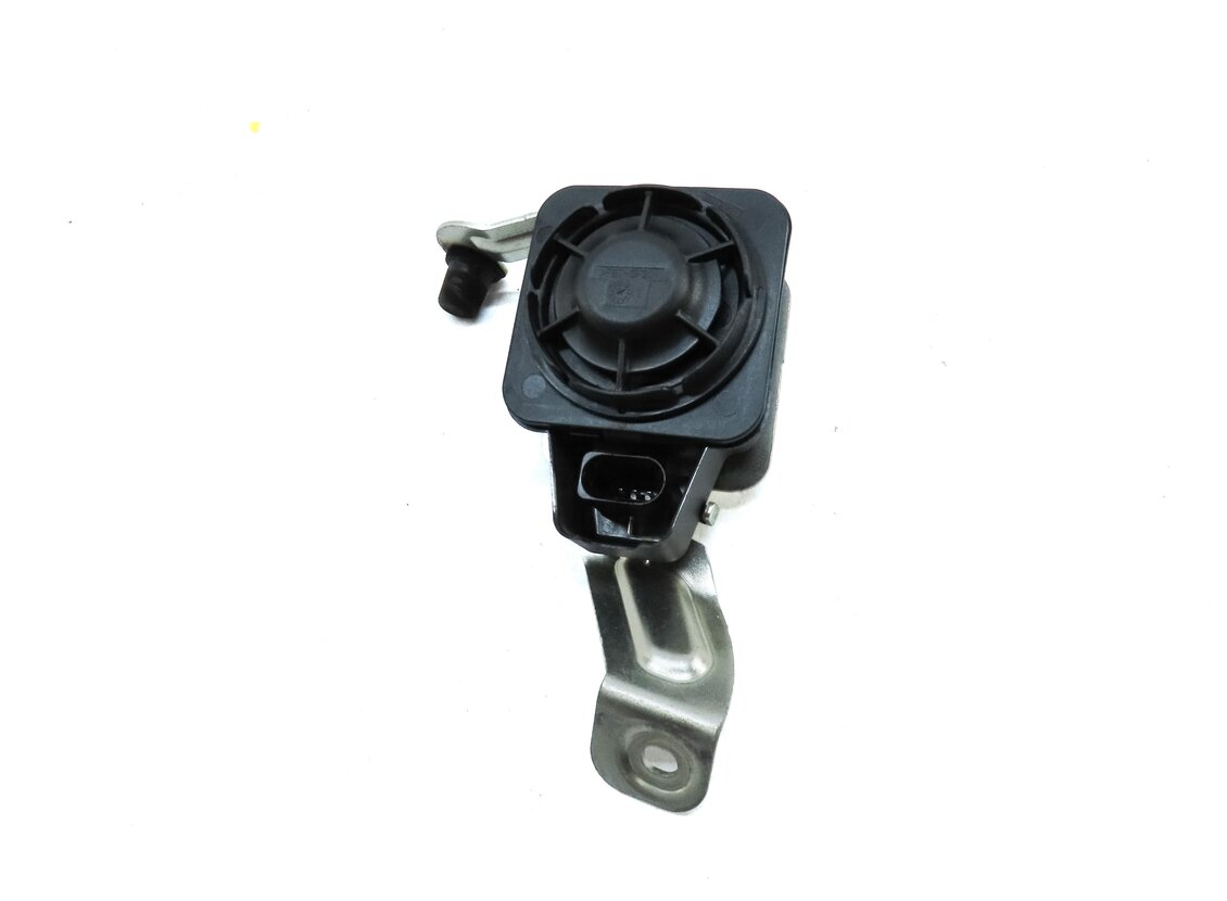 Thumbnail 2: 2015 AUDI A3 (8V) ANTI-THEFT ALARM HORN SIREN 8V1951285
