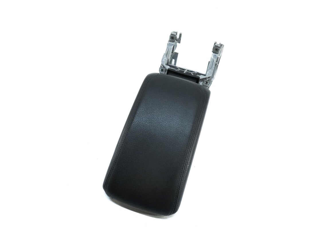 15-19 AUDI A3 S3 RS3 (8V 8VF) FRONT CENTER CONSOLE ARMREST LID (BLACK FZ)