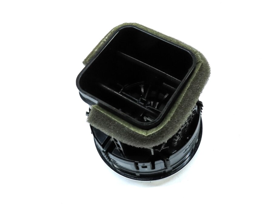 Thumbnail 5: 2015 AUDI A3 (8V) FRONT DASH DASHBOARD HVAC A/C HEATER AIR VENT (BLACK SILVER)