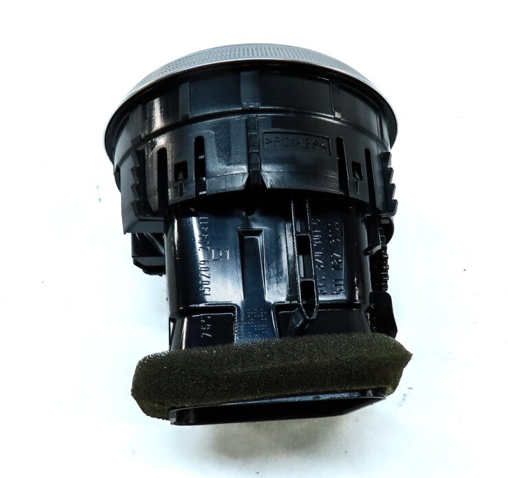 Thumbnail 4: 2015 AUDI A3 (8V) FRONT DASH DASHBOARD HVAC A/C HEATER AIR VENT (BLACK SILVER)
