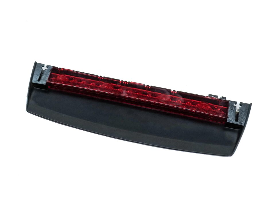2015 AUDI A3 (8V) REAR HATCH TRUNK UPPER CENTER THIRD TAILLIGHT BRAKE LIGHT LAMP